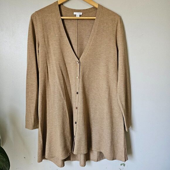 J. Jill Tops - EUC J. JILL WOOL BLEND CAMEL/ TAN LONG SLEEVES V NECK BUTTON DOWN LONGLINE TOP S